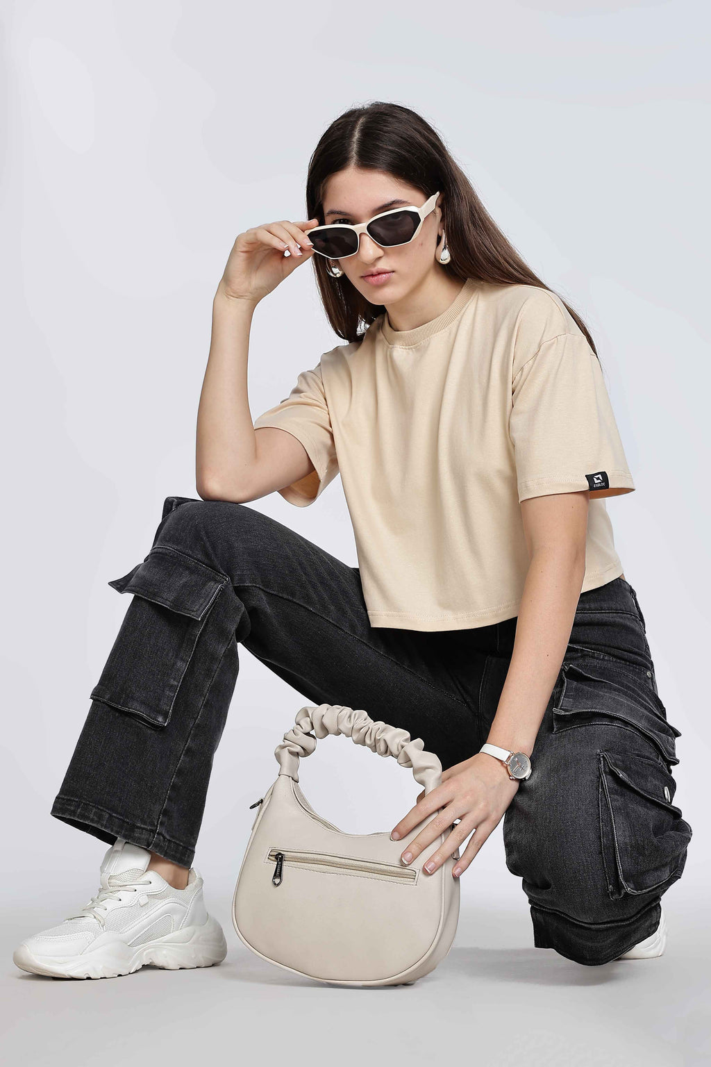 CROP TOP BEIGE
